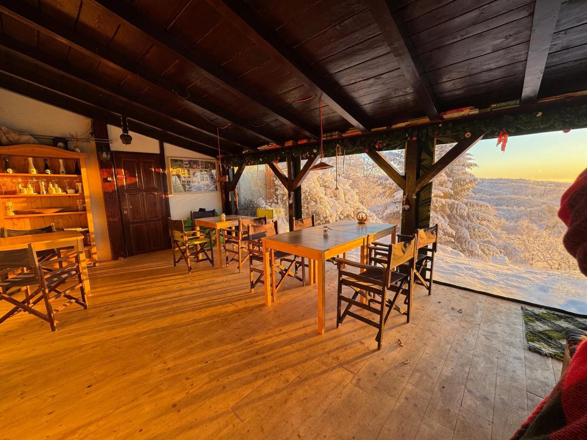 Guest House Lagotto's Peak Radatovici Extérieur photo
